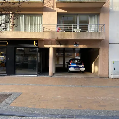 In Near The Beach, Cleaning Included Apartamento *
